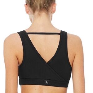 Alo Yoga Black Women's Sports Bra